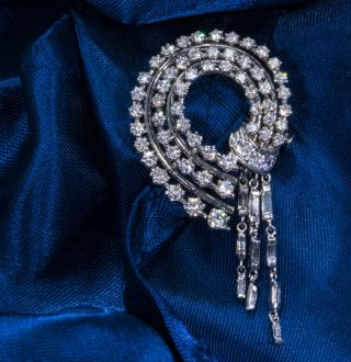 1950s French Platinum 4 Carat Brilliant Round Diamond Set Bow Brooch Pin Pendant 6