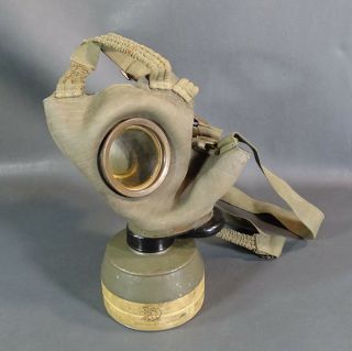 WWII Bulgarian Army Military Gas Mask Filter Respirator DVF 1939 German model 4