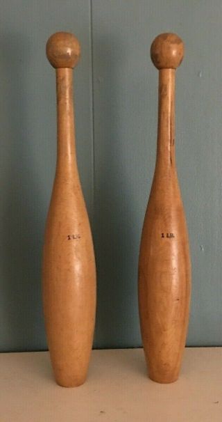 2 Vintage Wood 1 Lb.  Juggling Pins 16.  5 " Tall Guc Light Colored