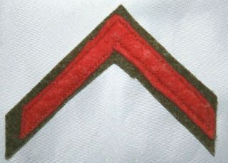 Wwi Ww1 U.  S.  Army Honorable Discharge Chevron Red Wool Felt On Od Wool B