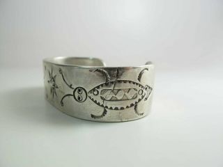 Heavy Antique 1st Period Navajo Ingot Silver Cuff Bracelet W/ Insects 60.  4 Grams 4