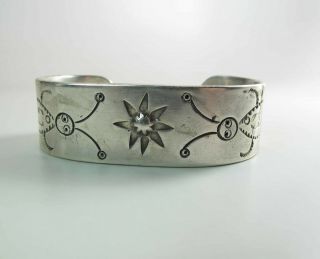 Heavy Antique 1st Period Navajo Ingot Silver Cuff Bracelet W/ Insects 60.  4 Grams 7