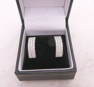 18ct Gold 1.  40ct Diamond Earrings,  Boxed 18k 750