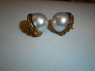 14K Yellow Gold Big 16mm South Sea Mabe Pearl Pierced Vintage EARRINGS 10