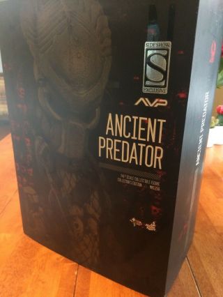 Hot Toys Ancient Predator 2.  0 Alien Vs Predator As - Is