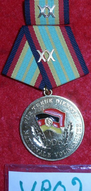 Vp02 East German Gold Medal For 20 Years True Service In The National Army