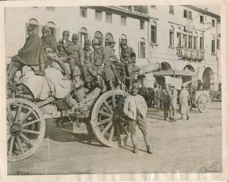 1918 8x10 Ww1 Press Photo Italian Army Routs Austrian Foe Piave Front