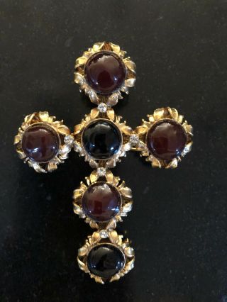 Chanel Brooch Or Pendant - Unusual And Pristine