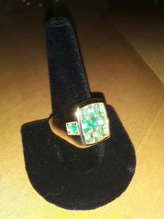 35.  4 GRAMS MEN ' S 18K SOLID GOLD COLOMBIAN EMERALD RING 2
