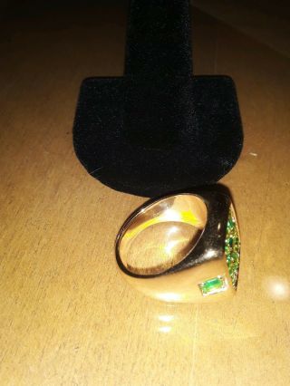 35.  4 GRAMS MEN ' S 18K SOLID GOLD COLOMBIAN EMERALD RING 6
