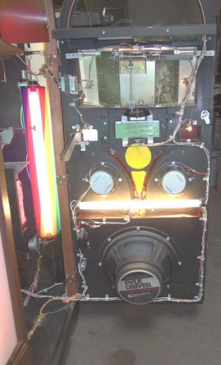 Rare Antique Apparatus Rainbow Bubbler model RB - 2 45rpm jukebox.  Serial 2 9