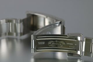 Rolex Sea - Dweller 16660 Vintage Dive Watch “Triple 6” Circa 1980s Matte Dial 9