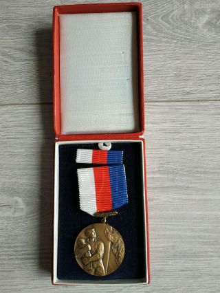 Czechoslovakia Medal For A Heroic Act In Firefighting Nr.  154 With Rib.  Bar &box