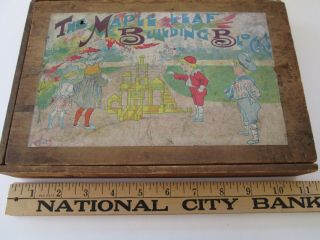 Antique BLISS Co.  / Early 1900s Wood Building Blocks THE MAPLE LEAF Construction 5