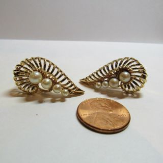Vintage 14K 14KT Yellow Gold Akoya Pearl Shell Omega Pierced Earrings 11.  4 Grams 3