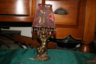Vintage Angel Cherub Boudoir Night Table Lamp - Hanging Crystal Bead Shade - Gold