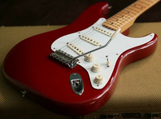 2001 Fender 57 American Vintage Stratocaster Dakota Red & Fender Case & Tags