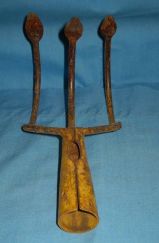 Antique Vtg Farm Garden Tool 3 Tine Hand Cultivator/rake/push Plow/attachment