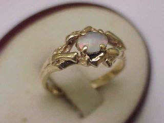 Estate Vintage Deco 14k Yellow Gold Opal Ring,  1950 
