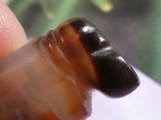 ANCIENT PYU KINGDOM BANDED CHUNG AGATE ELEPHANT AMULET BEAD RARE 23.  8 BY 15 MM 5