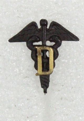 Army Collar Pin: " D " Dental Corps,  Wwi Medical (8) - Thin Letter