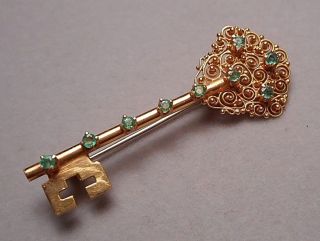 Vintage European Key Brooch - 18k 750 Yellow Gold Ornate Filigree Emeralds 4.  4g