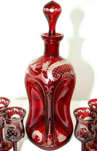 ANTIQUE 19TH C.  BOHEMIAN RUBY CUT TO CLEAR PINCHED GLASS DECANTER W/ 8 CORDIALS. 5