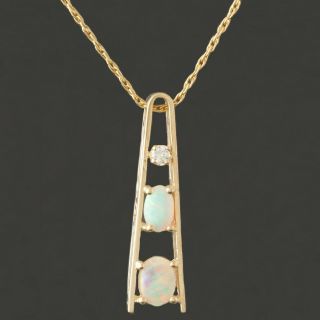 Solid 14k Yellow Gold,  Opal & Diamond Estate Pendant,  Chain,  19.  5 " Necklace