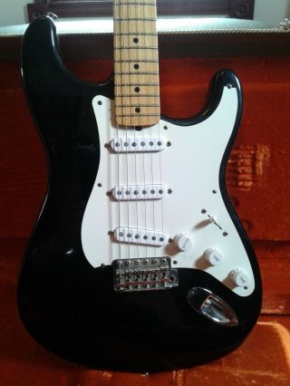 Fender American Vintage Reissue ' 57 Stratocaster 2