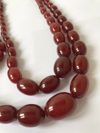 HUGE 175g Vintage Art Deco Cherry Amber Bakelite Double Strand Bead Necklace 7