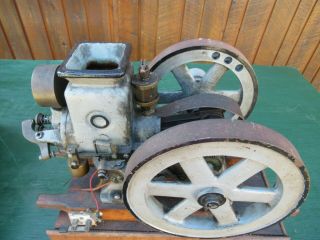VERY RARE Antique Cast Iron Miniature Stationary Engine Hit and Miss 2