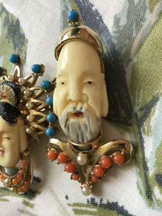 RARE CORO CHINESE EMPEROR & EMPRESS FIGURAL DUETTE bakelite brooch pin 1930s 5