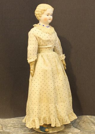 SWEET ANTIQUE GERMAN PARIAN DOLL With SCULPTED NECKLACE 3