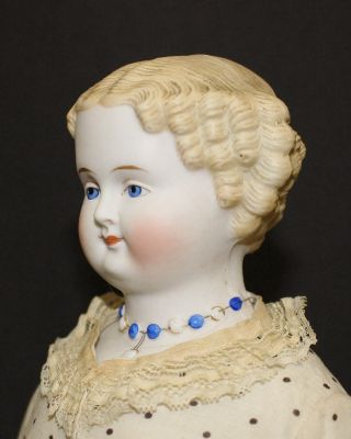 SWEET ANTIQUE GERMAN PARIAN DOLL With SCULPTED NECKLACE 9