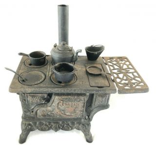 Vintage Rescent Toy Cast Iron Wood Stove With Greycraft Pots And Pans