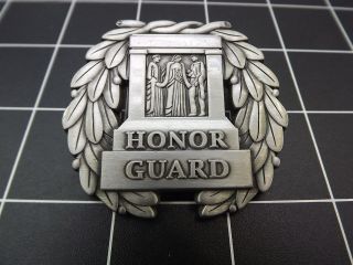 Lapel Pin " Honor Guard " Tomb Unknown Solder Lifetime Guarantee Pewter