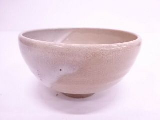 73122 Japanese Tea Ceremony Hagi Ware Tea Bowl By Shogetsu Tamamura / White Gla