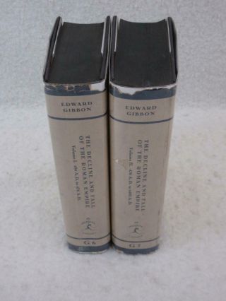 Edward Gibbon THE DECLINE AND FALL OF THE ROMAN EMPIRE 2 Vol Set Modern Library 3