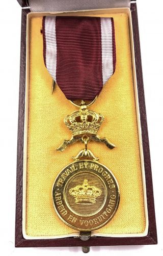 Belgium : Order Of The Crown Golden Medal Moxed With Makers Mark