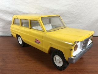 Barn Find Vintage 1960’s Pressed Steel Tonka Toys Yellow Jeep Wagoner Toy Truck 3