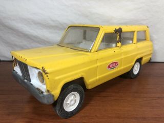 Barn Find Vintage 1960’s Pressed Steel Tonka Toys Yellow Jeep Wagoner Toy Truck 6