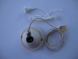 Vintage Very Rare (mk) Ivory Bakelite Ceiling Pull Cord Switch