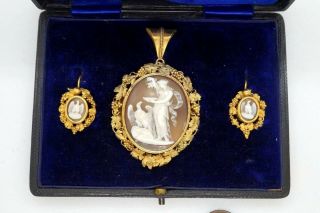 Antique Victorian 18k Gold Shell Cameo Hebe & Zeus Eagle Pendant Earrings Boxed