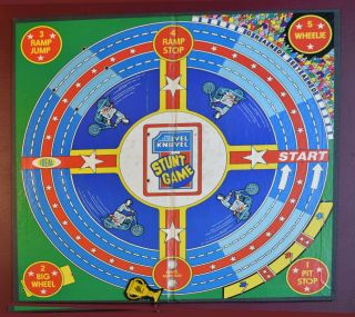 IDEAL Corp.  EVEL KNIEVEL STUNT (board) GAME 1974 6