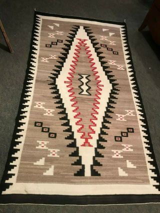 Antique Large Navajo Weaving Rug Klagetoh Grey Ground,  5’3” x 7’8” 4