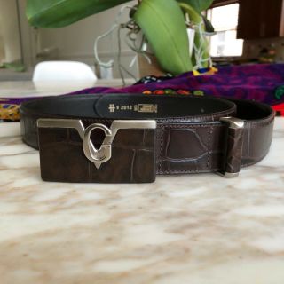GIANNI VERSACE crocodile embossed brown leather belt w/ GV logo 38 from 1997 8