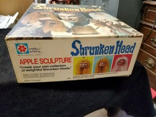 Vintage Milton Bradley 1975 Vincent Price Shrunk Head Apple Sculpture w/ Box 3
