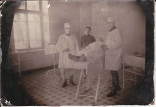 Romania Military Photo - Romanian Wwi Militray Morgue Doctors Top Rare Photo