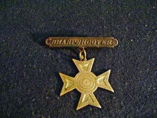 Vintage Wwi U.  S.  Sterling Sharpshooter - Sniper Badge Medal Pin - Back E.  C.