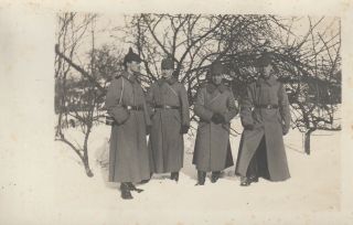 Wwi Rppc Photo German 8th Regiment Spiked Helmets W/ Winter Coats 28